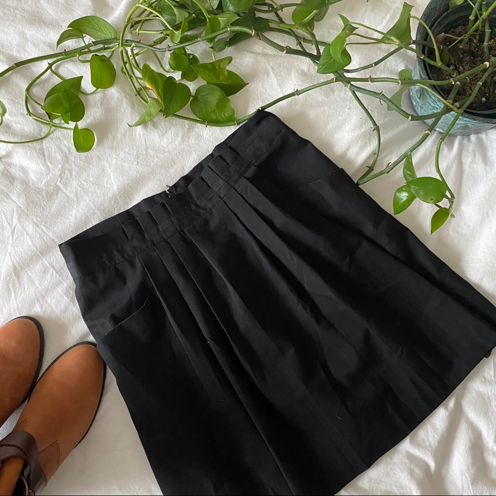 GAP Pleated Black Dress Skirt